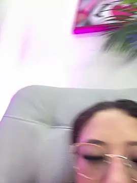 alexa bluee online show from 07-24-26, 11:52