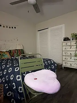 ladiosa selene online show from 04-24-26, 12:46