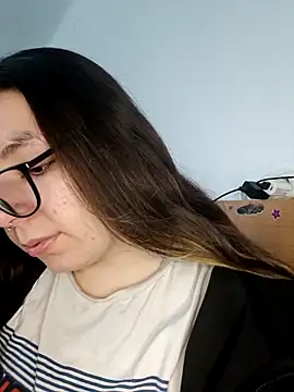 Baby Myla online show from 03-12-26, 08:20