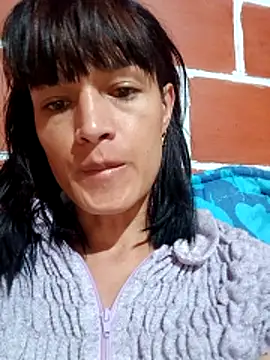 PaulinaLondra2 online show from 12-20-25, 01:45