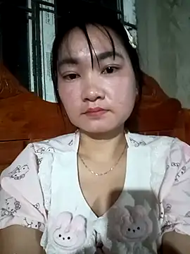 Snapshot of buom-xinh chatting on 11-04-25, 01:32 buom-xinh online show from 11-04-25, 01:32