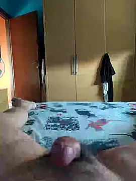 Snapshot of Cini75 chatting on 11-08-25, 08:47 Cini75 online show from 11-08-25, 08:47