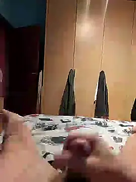 Snapshot of Cini75 chatting on 11-28-25, 06:38 Cini75 online show from 11-28-25, 06:38