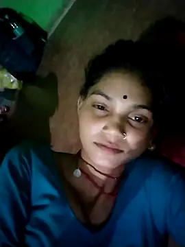 Snapshot of Jooli_cuty chatting on 06-07-26, 06:33 Jooli cuty online show from 06-07-26, 06:33