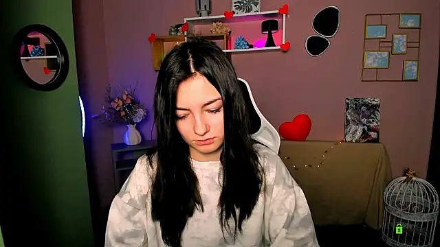 Snapshot of baby_hotte chatting on 02-12-26, 08:20 baby hotte online show from 02-12-26, 08:20