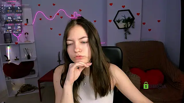 Snapshot of baby_hotte chatting on 02-27-26, 06:57 baby hotte online show from 02-27-26, 06:57