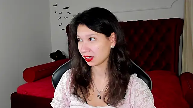 Snapshot of SaraDenars chatting on 11-17-25, 05:24 SaraDenars online show from 11-17-25, 05:24