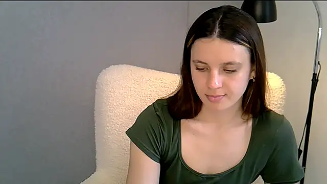 Snapshot of KiraHoney chatting on 05-09-26, 11:26 KiraHoney online show from 05-09-26, 11:26