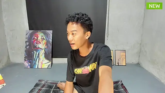 Snapshot of UrBigFatAsianCock chatting on 11-03-25, 12:28 UrBigFatAsianCock online show from 11-03-25, 12:28