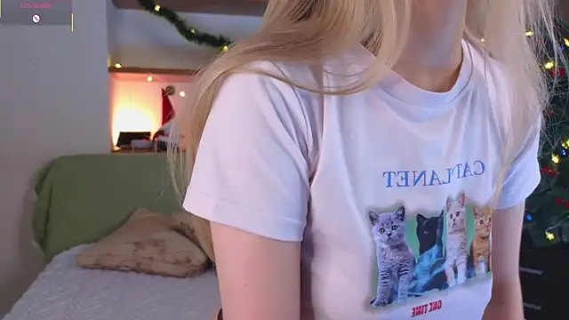 Snapshot of JeanToh chatting on 01-07-26, 03:03 JeanToh online show from 01-07-26, 03:03