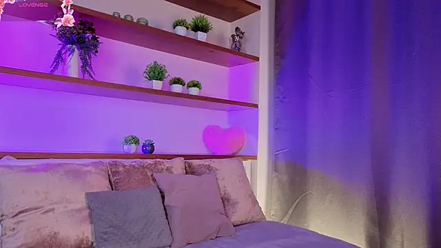 JeanToh online show from 07-30-26, 02:49