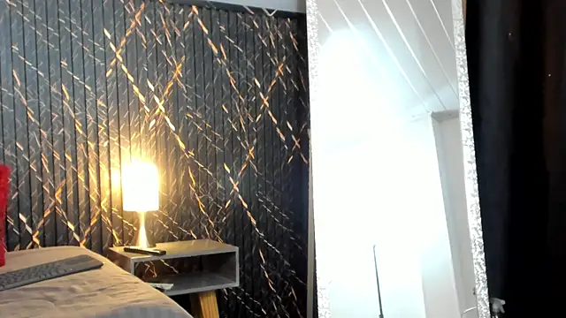 clara heat online show from 04-22-26, 05:25