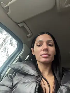 Snapshot of VickyM99 chatting on 11-18-25, 01:26 VickyM99 online show from 11-18-25, 01:26