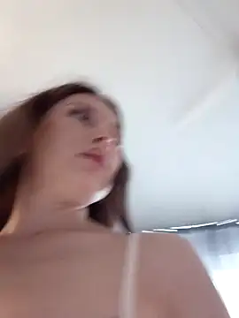 MelissaPinkiss online show from 04-04-26, 01:30