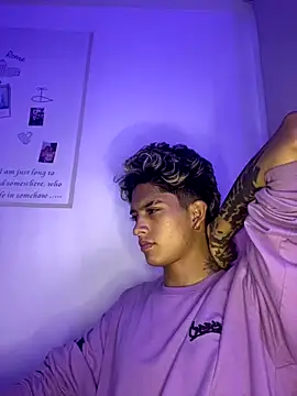 Snapshot of MassimoAlessandro chatting on 11-06-25, 12:33 MassimoAlessandro online show from 11-06-25, 12:33