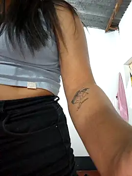 Snapshot of lapicarona18 chatting on 11-08-25, 10:41 lapicarona18 online show from 11-08-25, 10:41