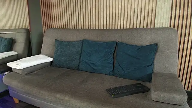 ZyroNight online show from 11-12-25, 02:17