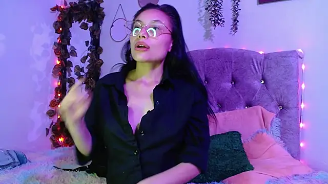 valkiry  online show from 04-18-26, 07:51