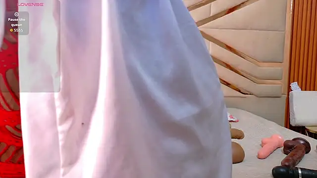 missfoster online show from 02-08-26, 12:19