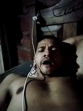 Snapshot of culeointenso chatting on 11-21-25, 07:51 culeointenso online show from 11-21-25, 07:51