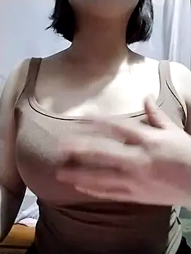 Snapshot of Niramiu chatting on 04-02-26, 03:26 Niramiu online show from 04-02-26, 03:26