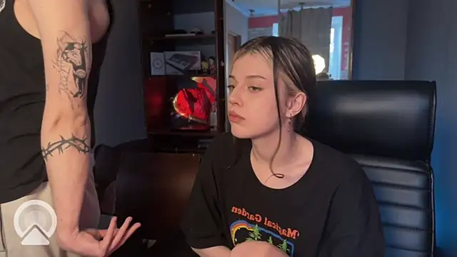 t files x online show from 04-29-26, 03:43