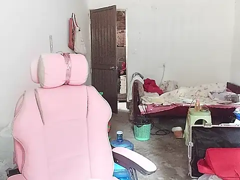 RebelAura online show from 11-05-25, 12:21