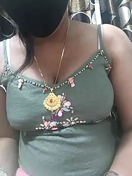 Snapshot of collagesonam chatting on 11-21-25, 03:22 collagesonam online show from 11-21-25, 03:22