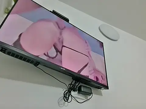 Snapshot of antistop14 chatting on 11-12-25, 08:30 antistop14 online show from 11-12-25, 08:30