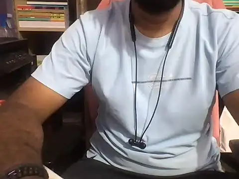 Snapshot of KingCobra_07 chatting on 05-18-26, 03:02 KingCobra 07 online show from 05-18-26, 03:02