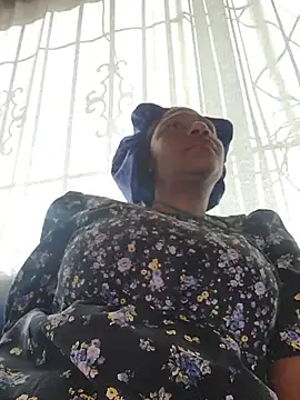 Mommy Sienna online show from 05-14-26, 01:40