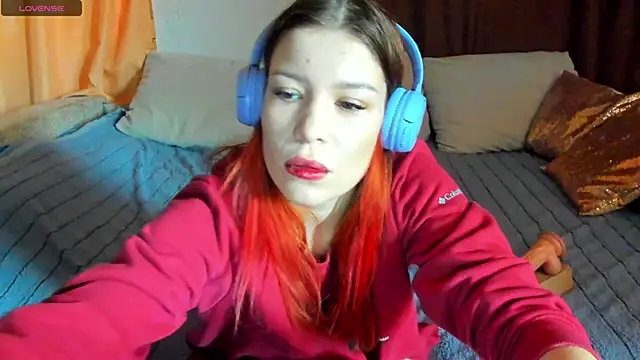 Eva purrr  online show from 02-24-26, 07:50