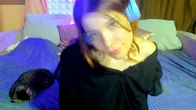 Eva purrr  online show from 04-21-26, 01:42