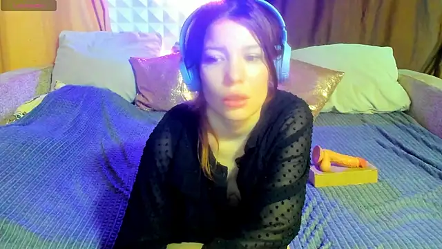 Eva purrr  online show from 04-21-26, 02:51