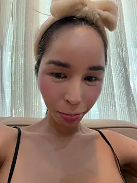 miss ditey09 online show from 04-27-26, 05:49