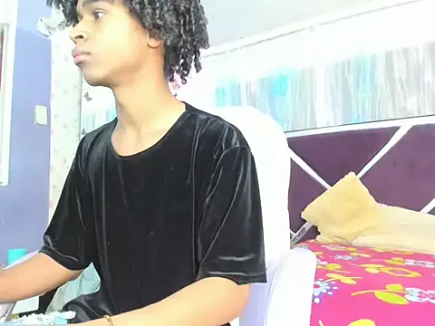 Santy bigcock 01 online show from 01-13-26, 04:23