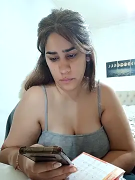 Snapshot of nahiarabiel33 chatting on 11-07-25, 01:55 nahiarabiel33 online show from 11-07-25, 01:55