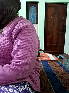 Snapshot of savithasree chatting on 11-16-25, 05:29 savithasree online show from 11-16-25, 05:29