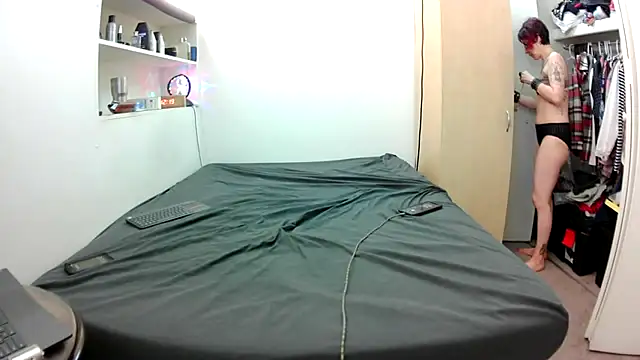 Empress Lilith online show from 04-28-26, 05:18