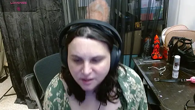 Salacious Sage online show from 03-10-26, 11:54