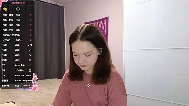 AlissaGerardo online show from 04-25-26, 12:08