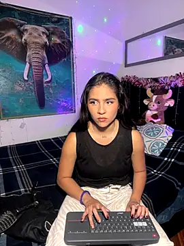 alisaa jhons1 online show from 12-20-25, 09:11