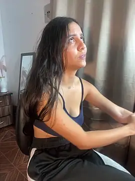 Snapshot of alisaa_jhons1 chatting on 04-11-26, 12:15 alisaa jhons1 online show from 04-11-26, 12:15