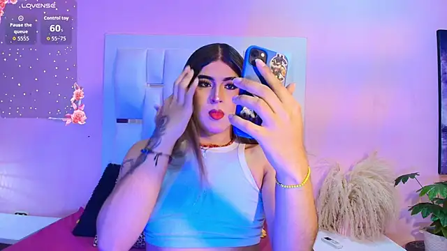 Snapshot of camii_raux chatting on 01-11-26, 03:44 camii raux online show from 01-11-26, 03:44