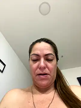 Snapshot of kamila_Vixen chatting on 11-08-25, 03:01 kamila Vixen online show from 11-08-25, 03:01