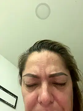 Snapshot of kamila_Vixen chatting on 11-11-25, 03:01 kamila Vixen online show from 11-11-25, 03:01