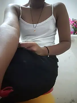 Isha kumari 69 online show from 03-28-26, 05:01