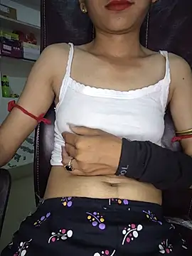 Snapshot of Isha_kumari_69 chatting on 05-20-26, 04:24 Isha kumari 69 online show from 05-20-26, 04:24