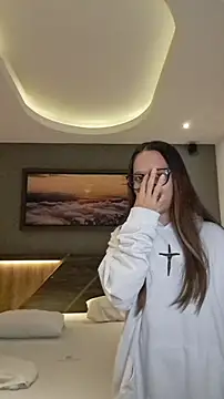 Lila Park online show from 12-03-25, 02:41