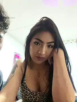 Snapshot of TinaNick chatting on 11-05-25, 10:32 TinaNick online show from 11-05-25, 10:32